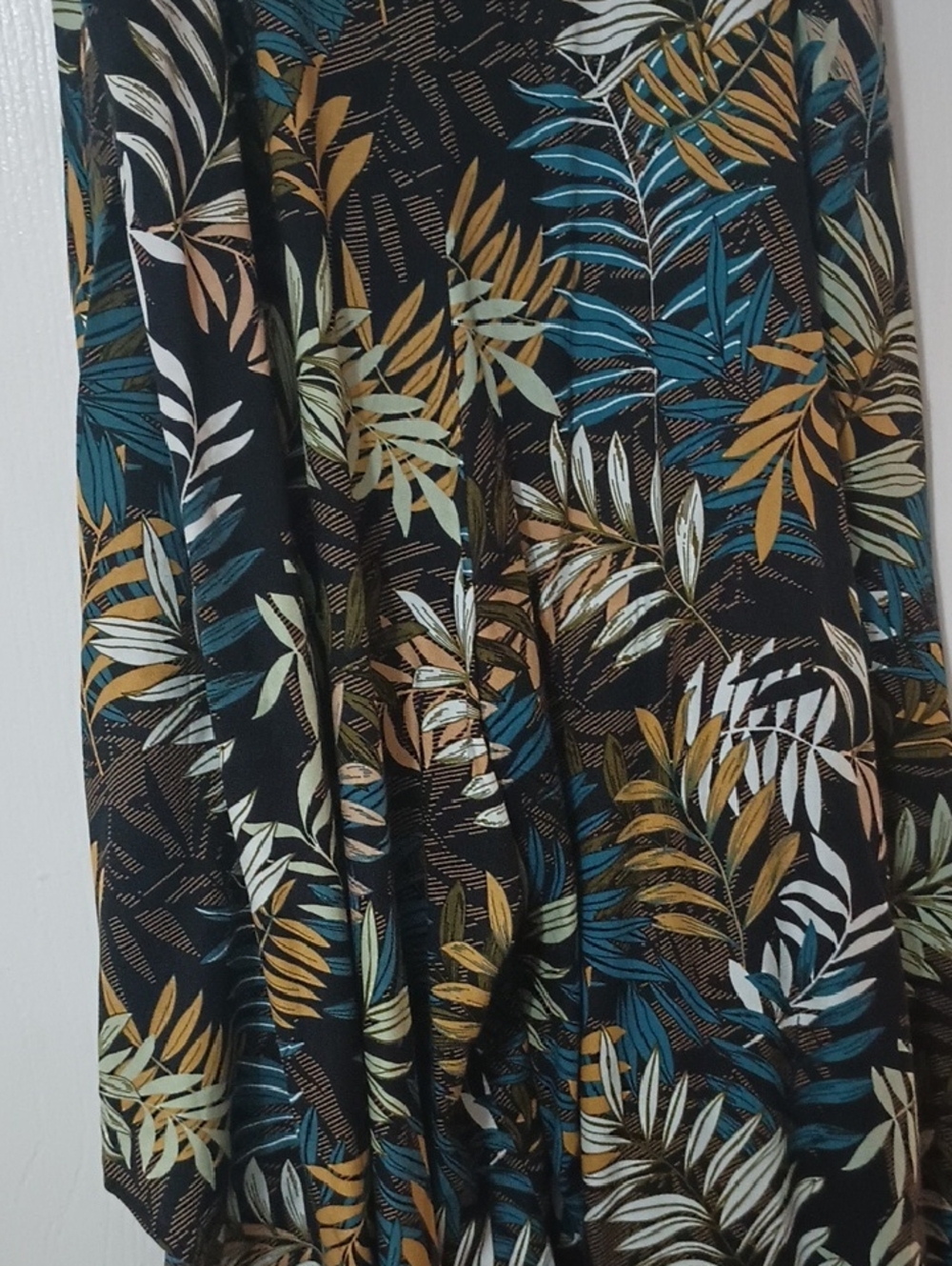 MSK Women's Cage Back Challi Jumpsuit - Picture 5 of 8